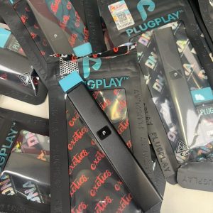 Plug play live resin disposable