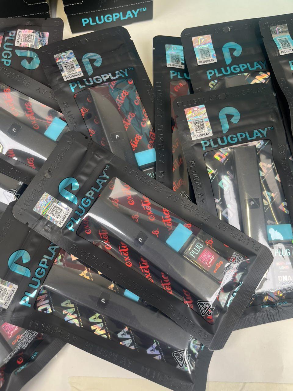 Plug play live resin disposable