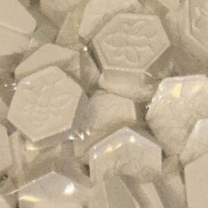 2CB HCL White Bee Hexagon 30mg